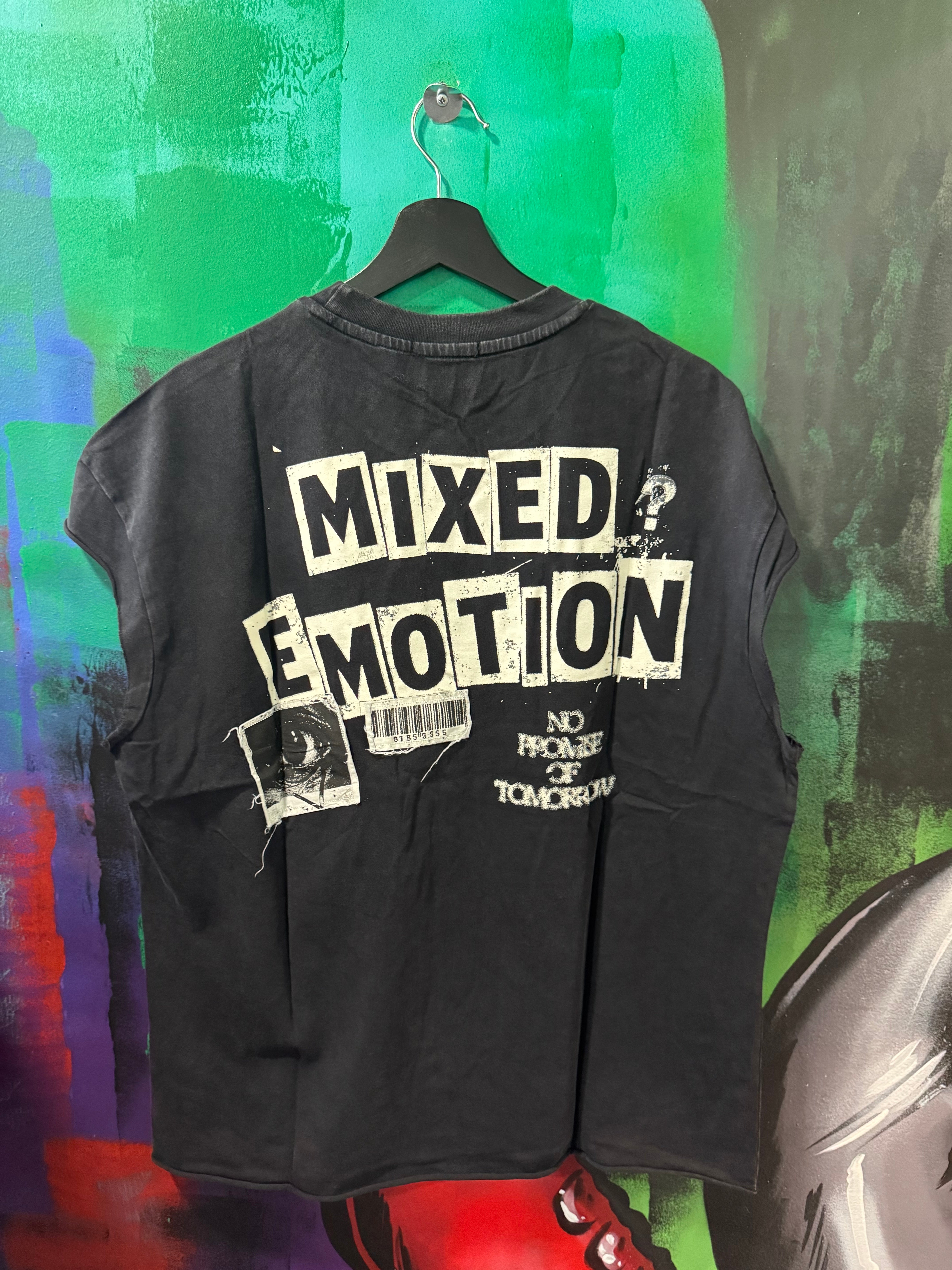 Mixed Emotion Newspaper Sleeveles Tee