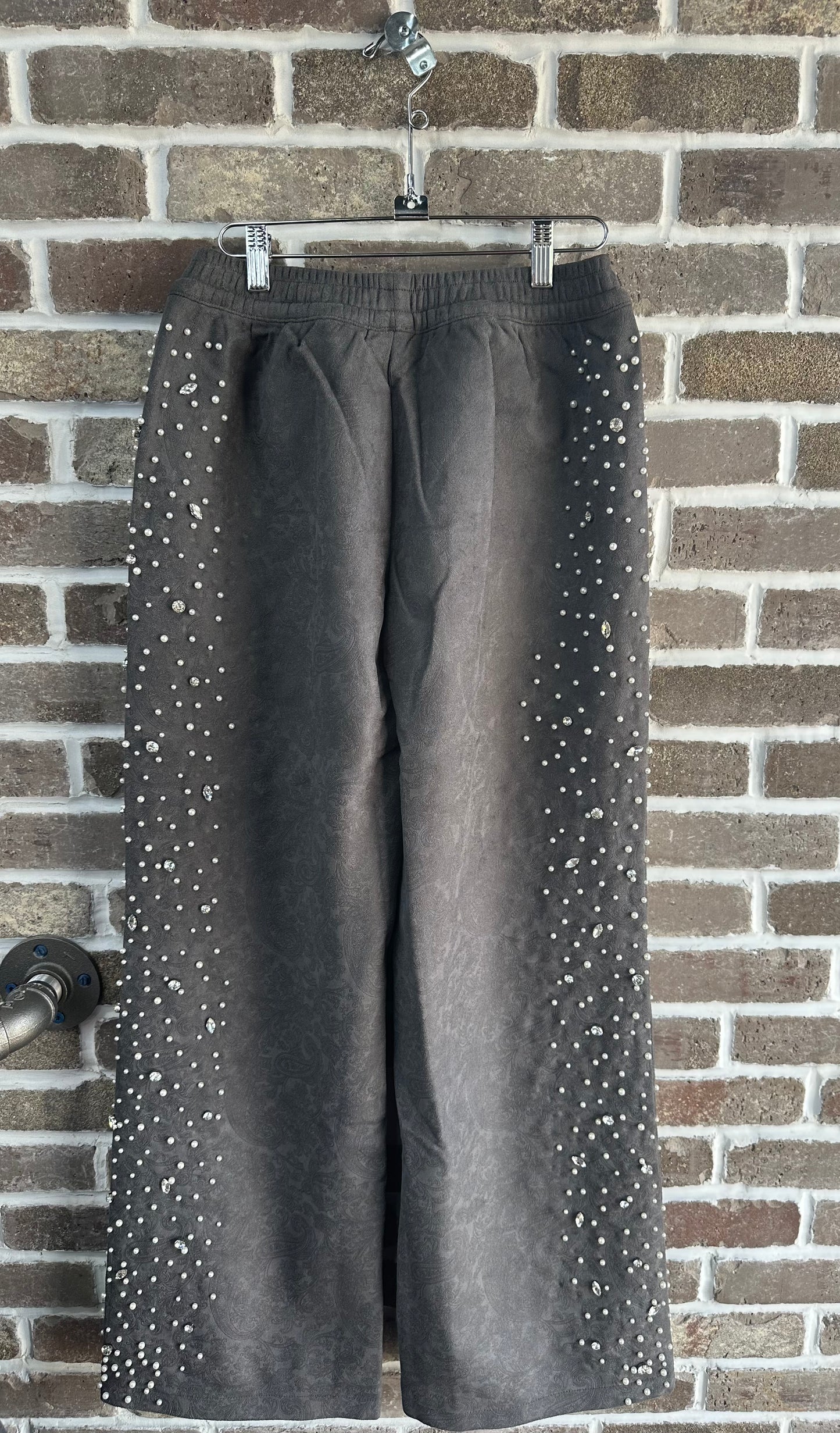 Birth Of Royal Child Black Cashew Blossom Pearl Sweatpants