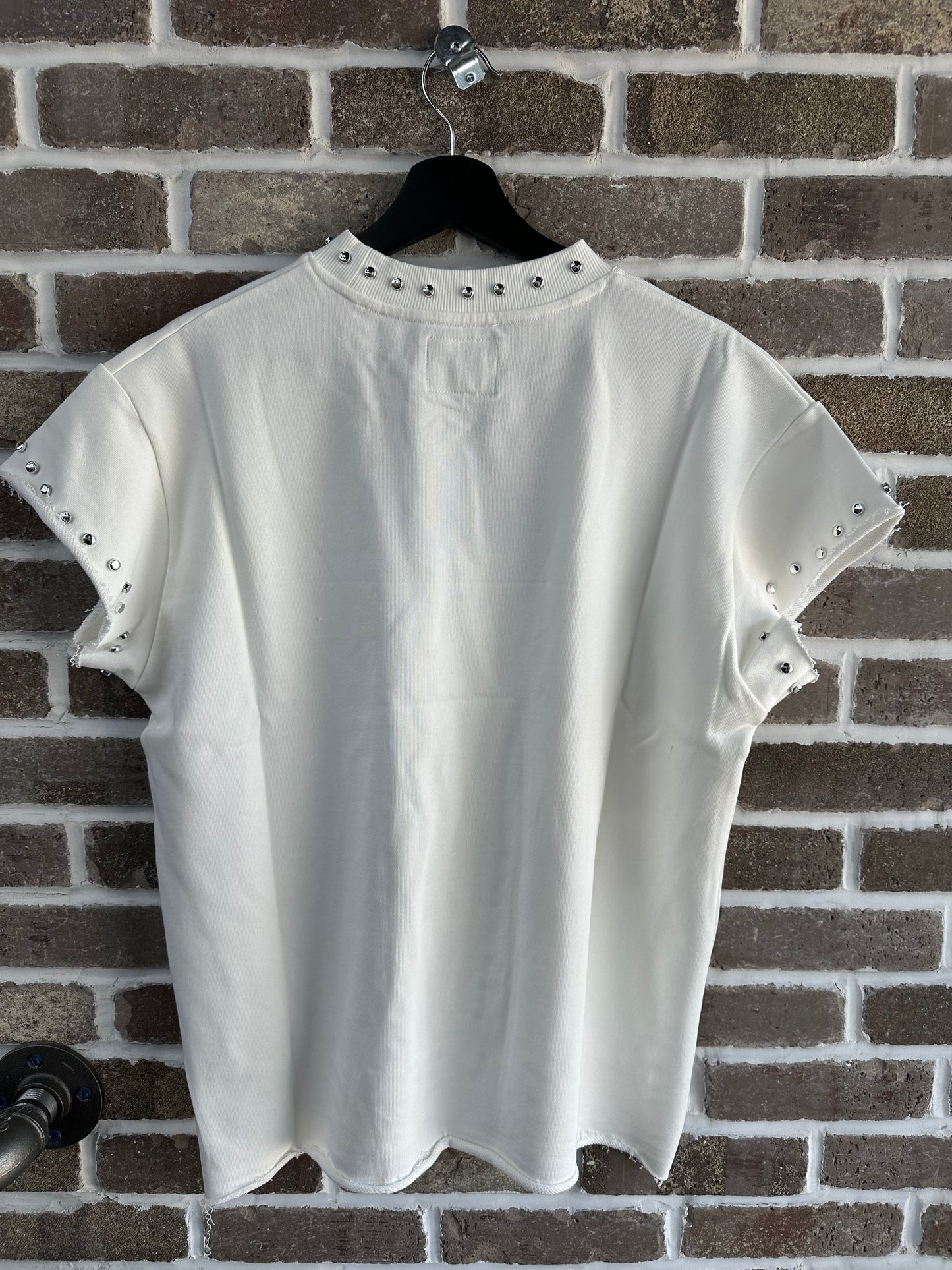 Floor914 Crimson Cutoff White Tee