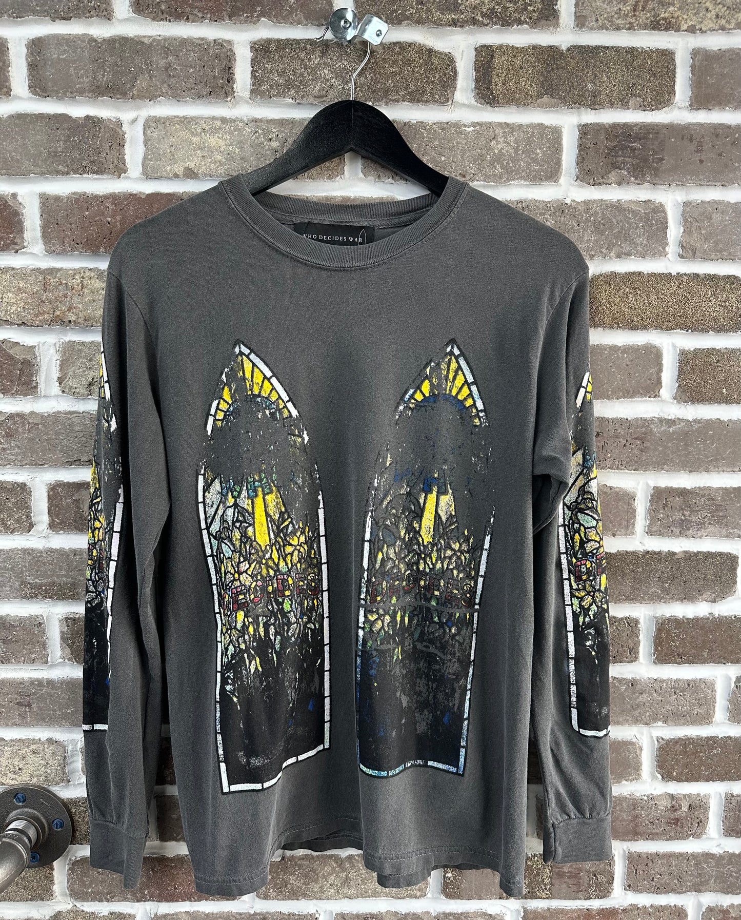 Who Decides War Faded Glass Grey Longsleeve