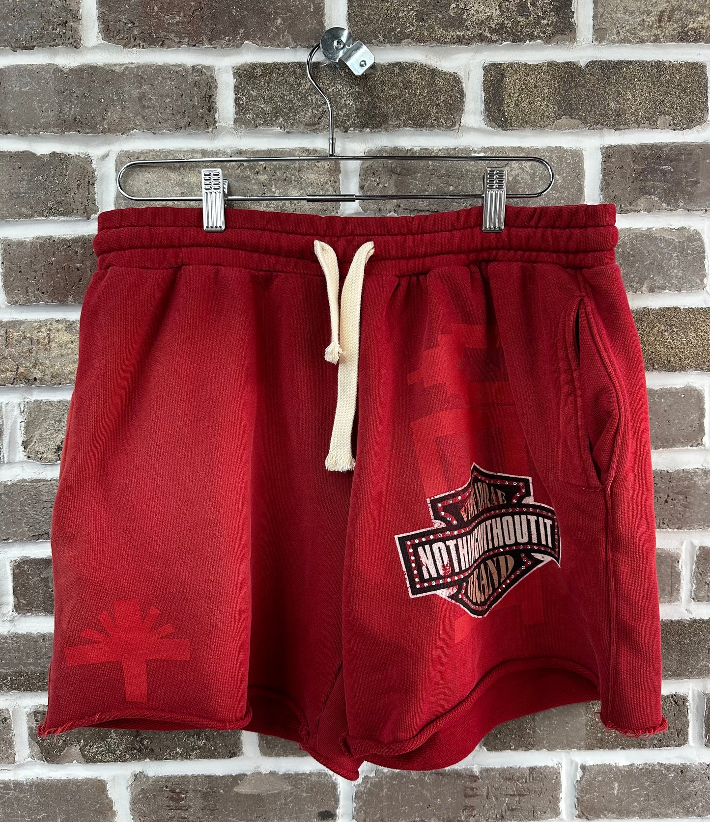 Vertabrae Double Emblem Shorts Red