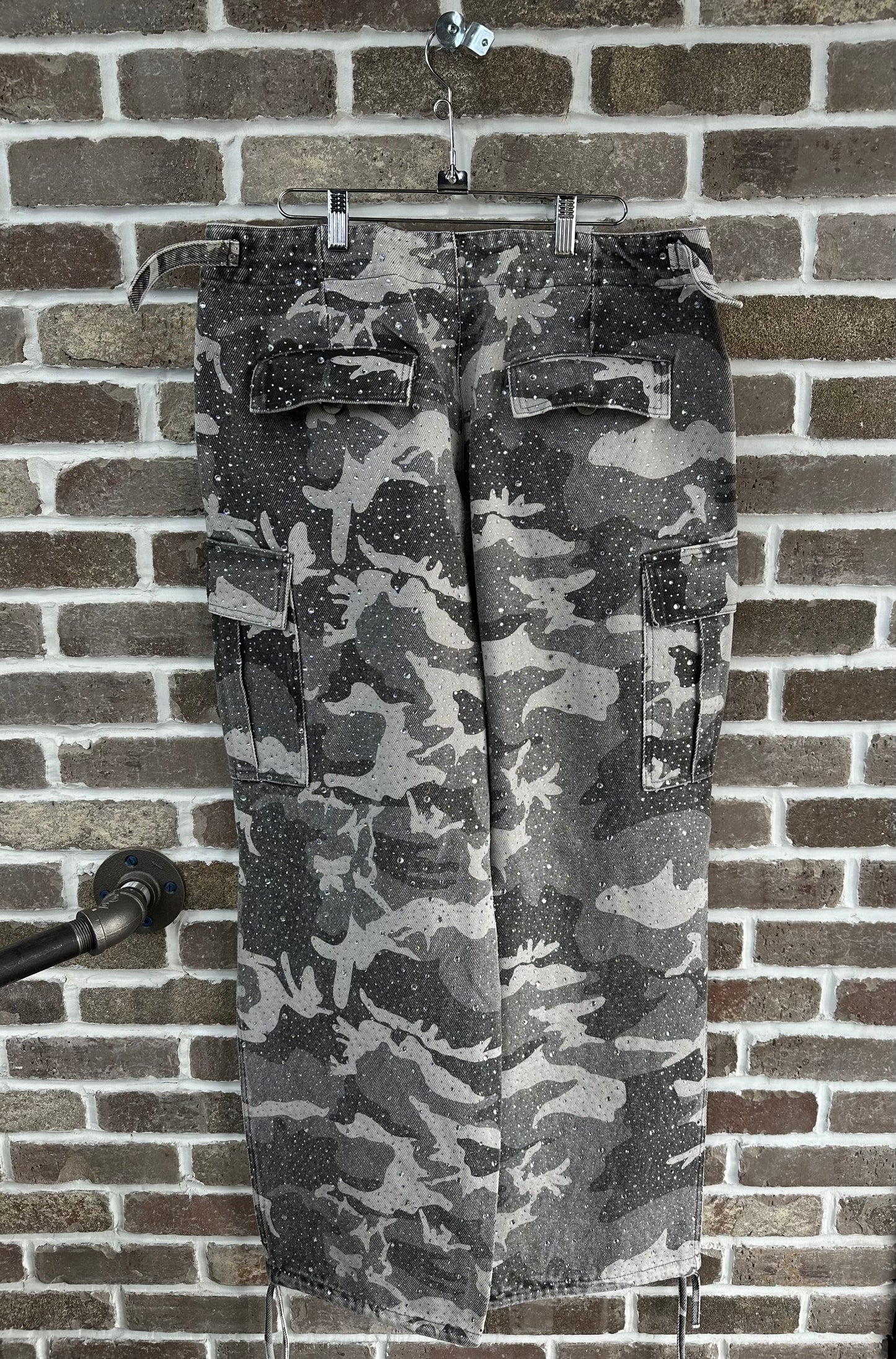 Vale Forever Winter Crystal Camo Pants