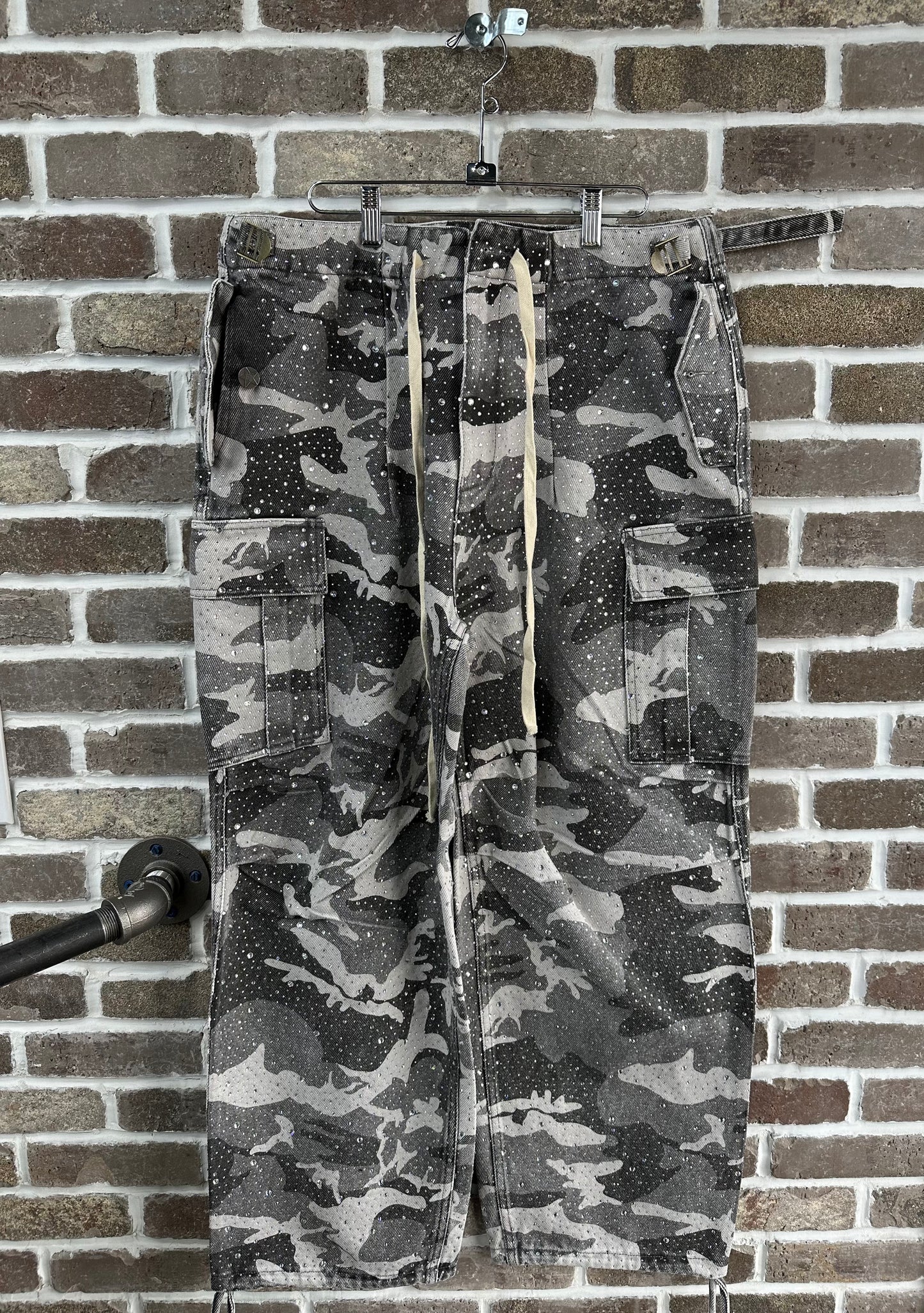 Vale Forever Winter Crystal Camo Pants