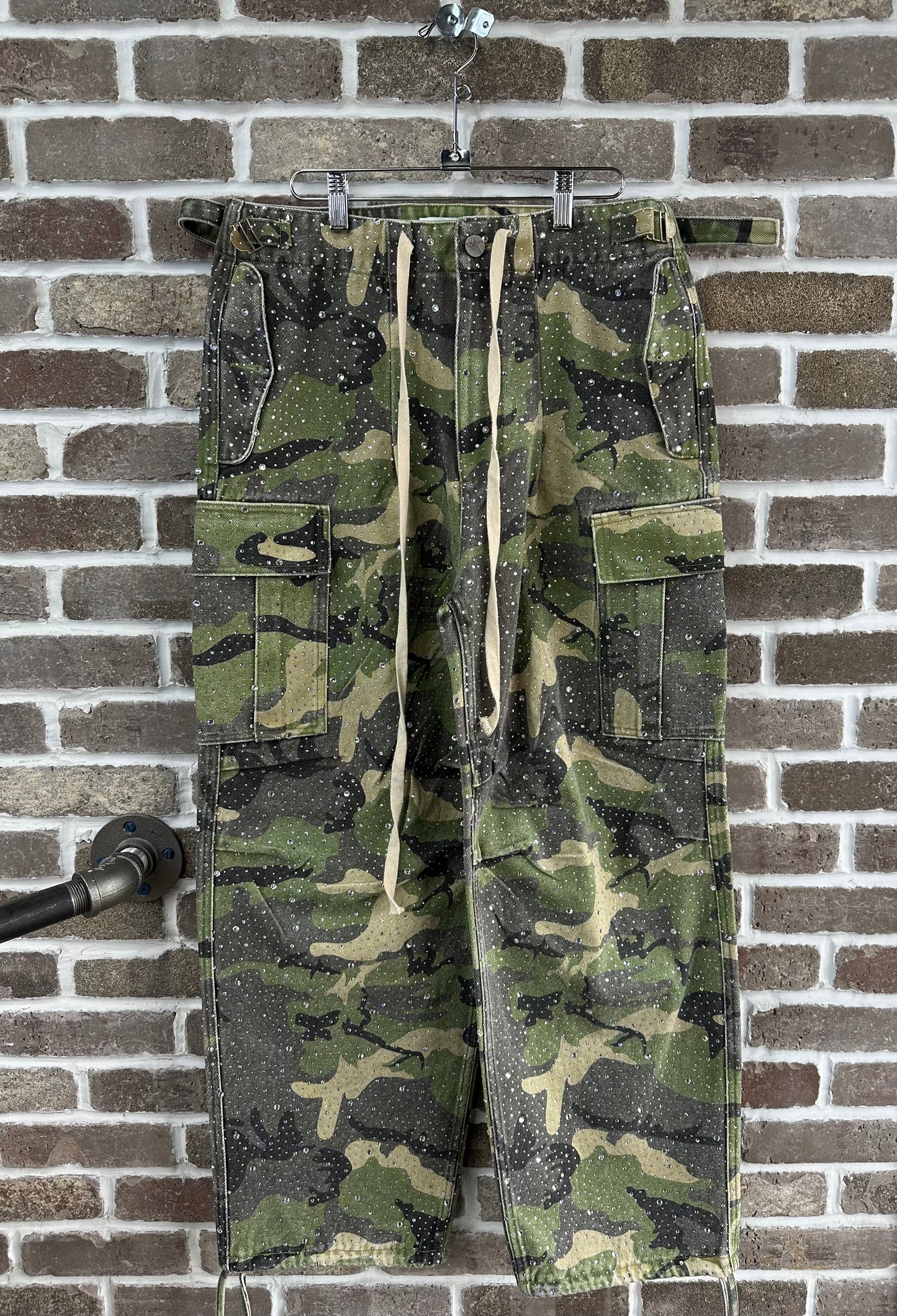 Vale Forever Crystal Camo Cargos Pants