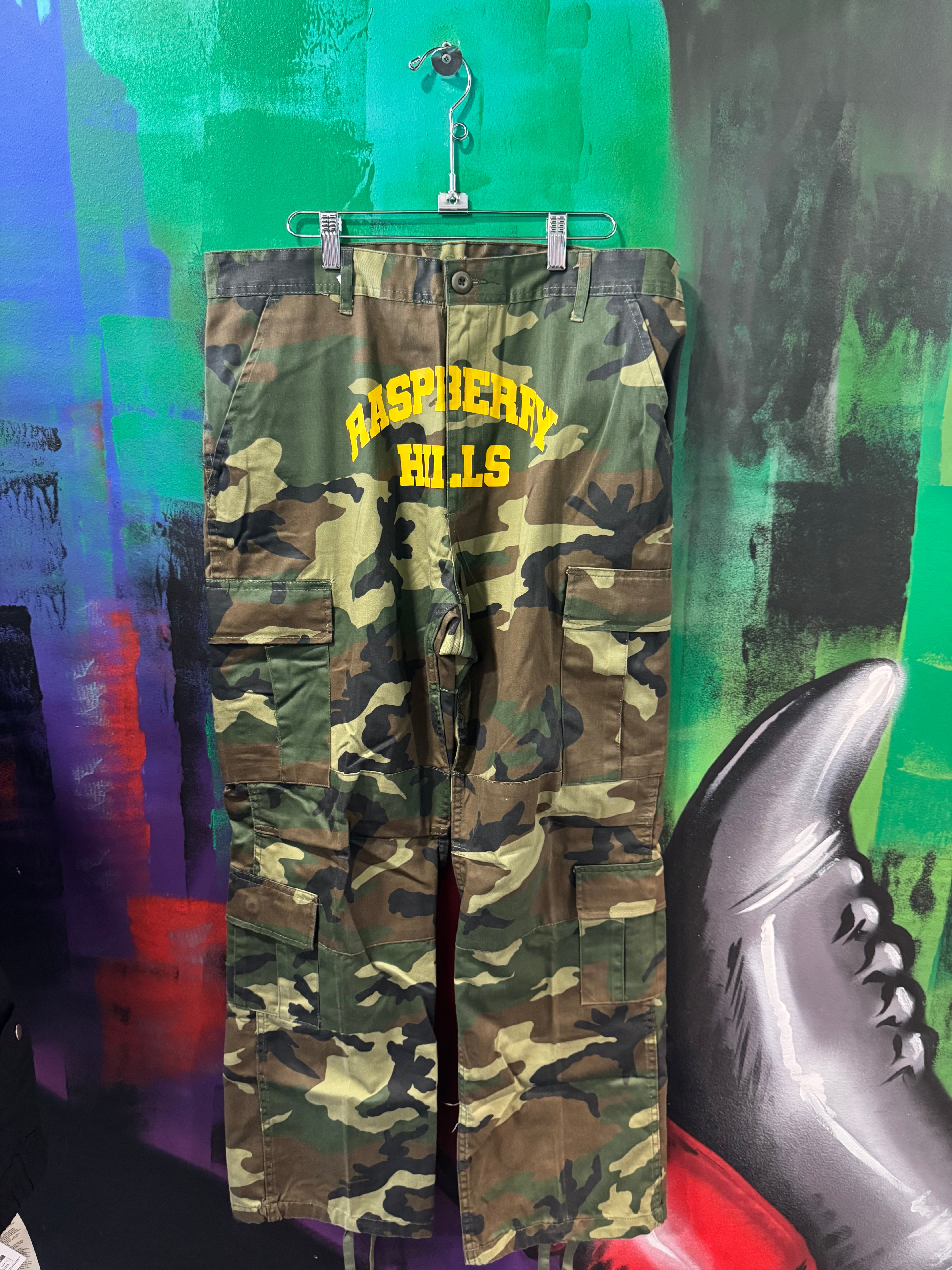GV Gallery Army Cargo Camo Pants