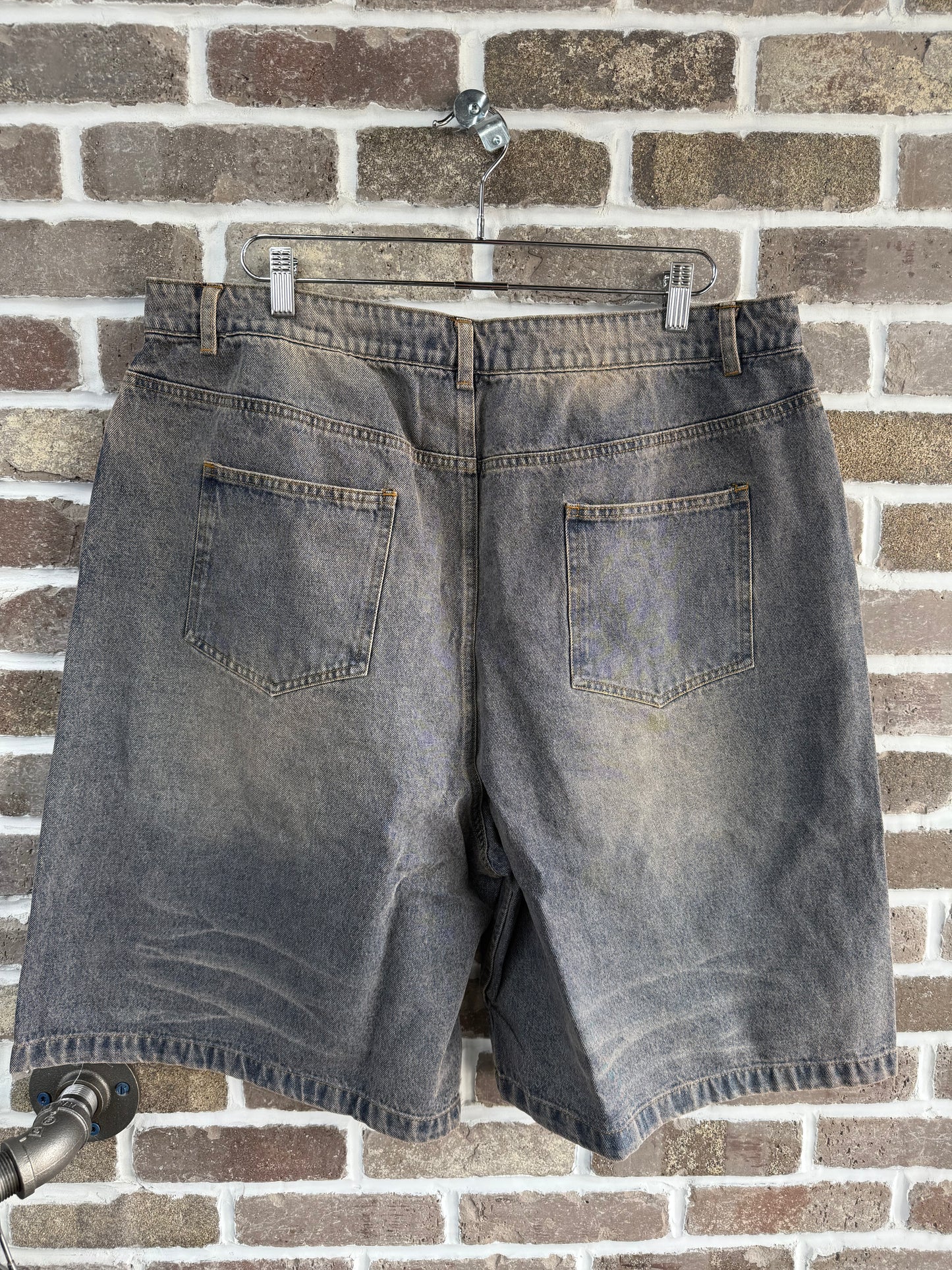 Vale Forever Skittle Jorts