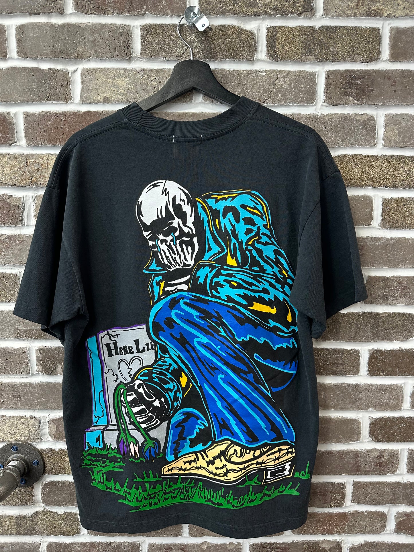 Warren Lotas No Good Here Lie Tee