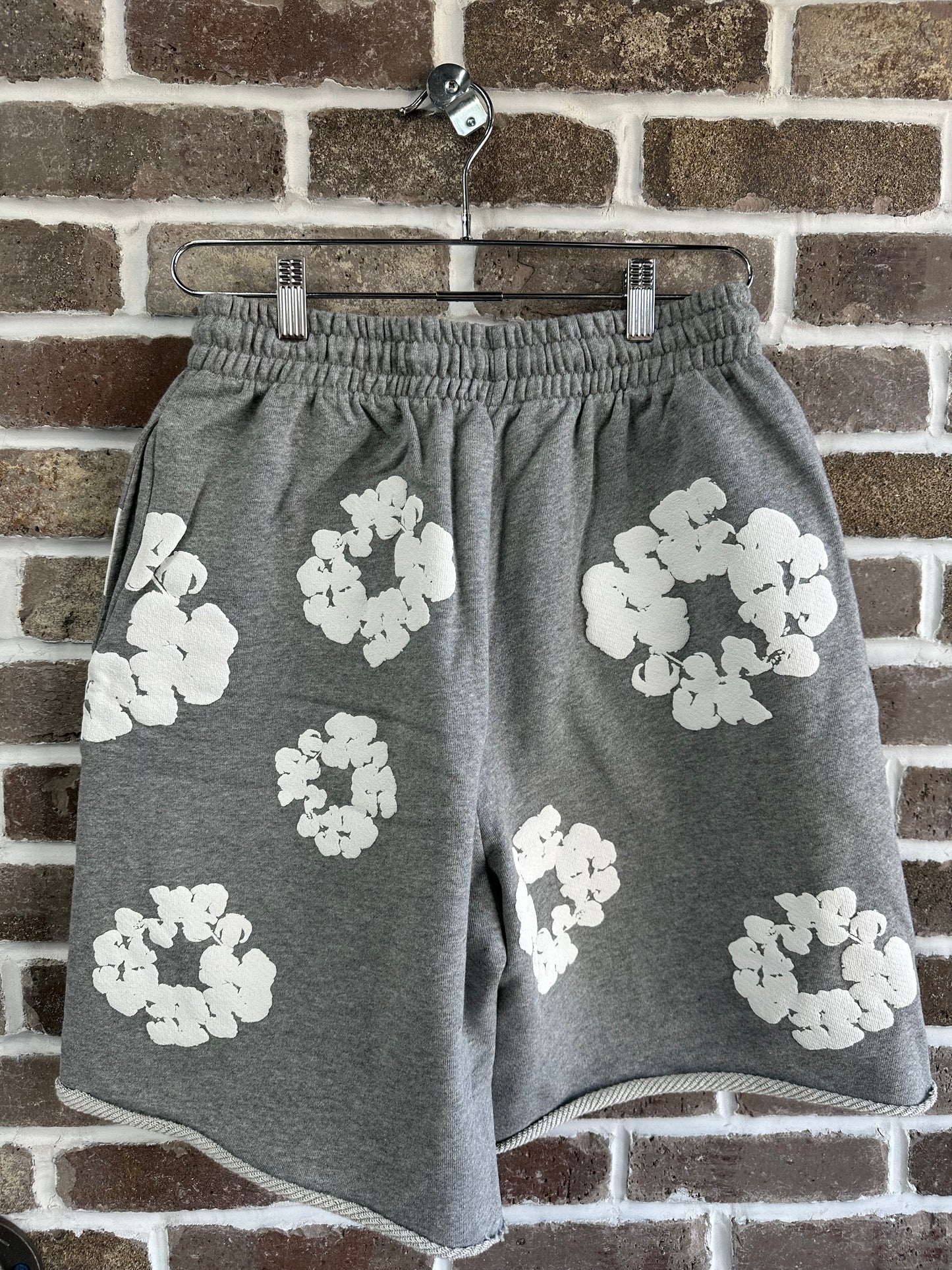 Denim Tears The Cotton Wreath Shorts Grey