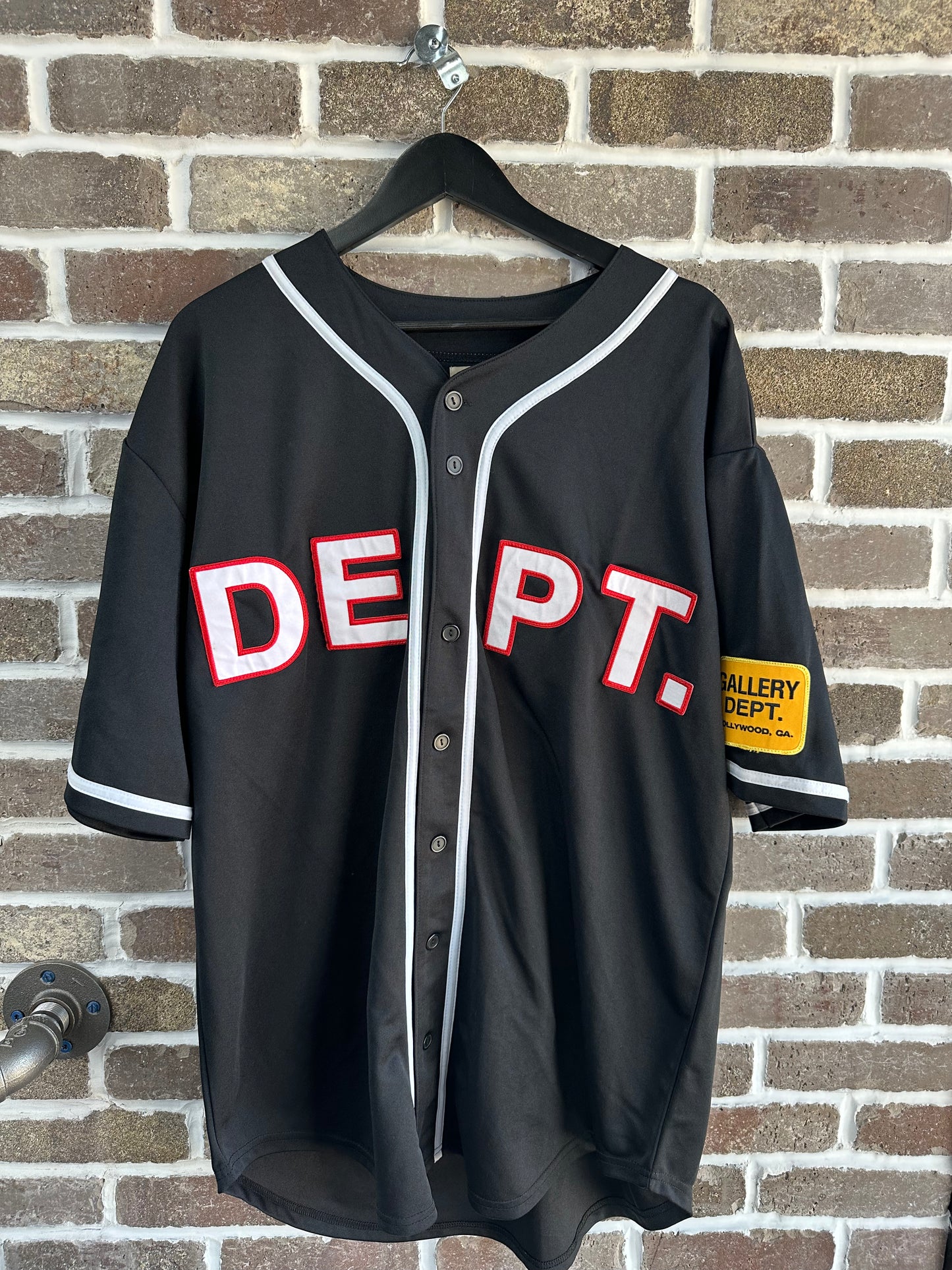 Gallery Dept Jersey Baseball Black/Red