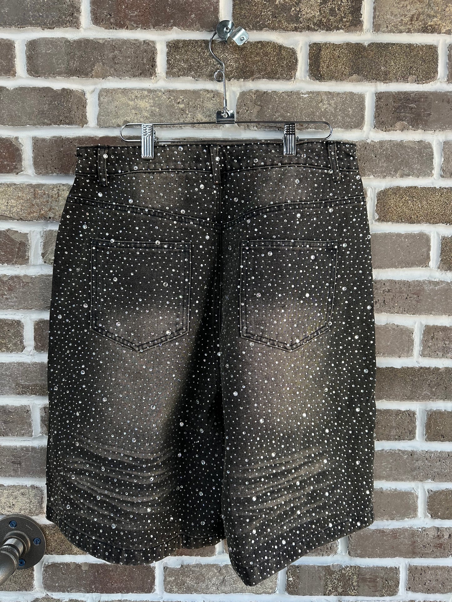 Vale Forever Black Rainstorm Jorts