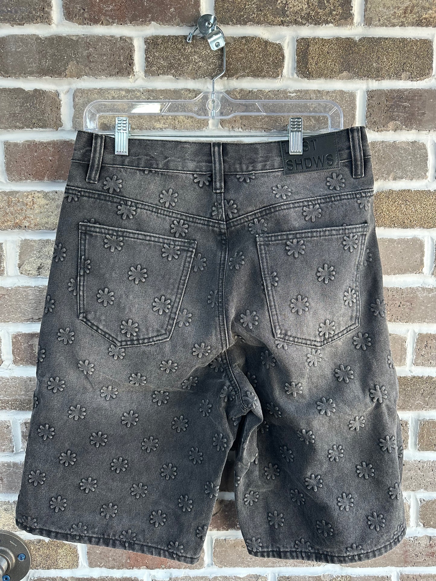 LostShdws Embossed Shorts Washed Black