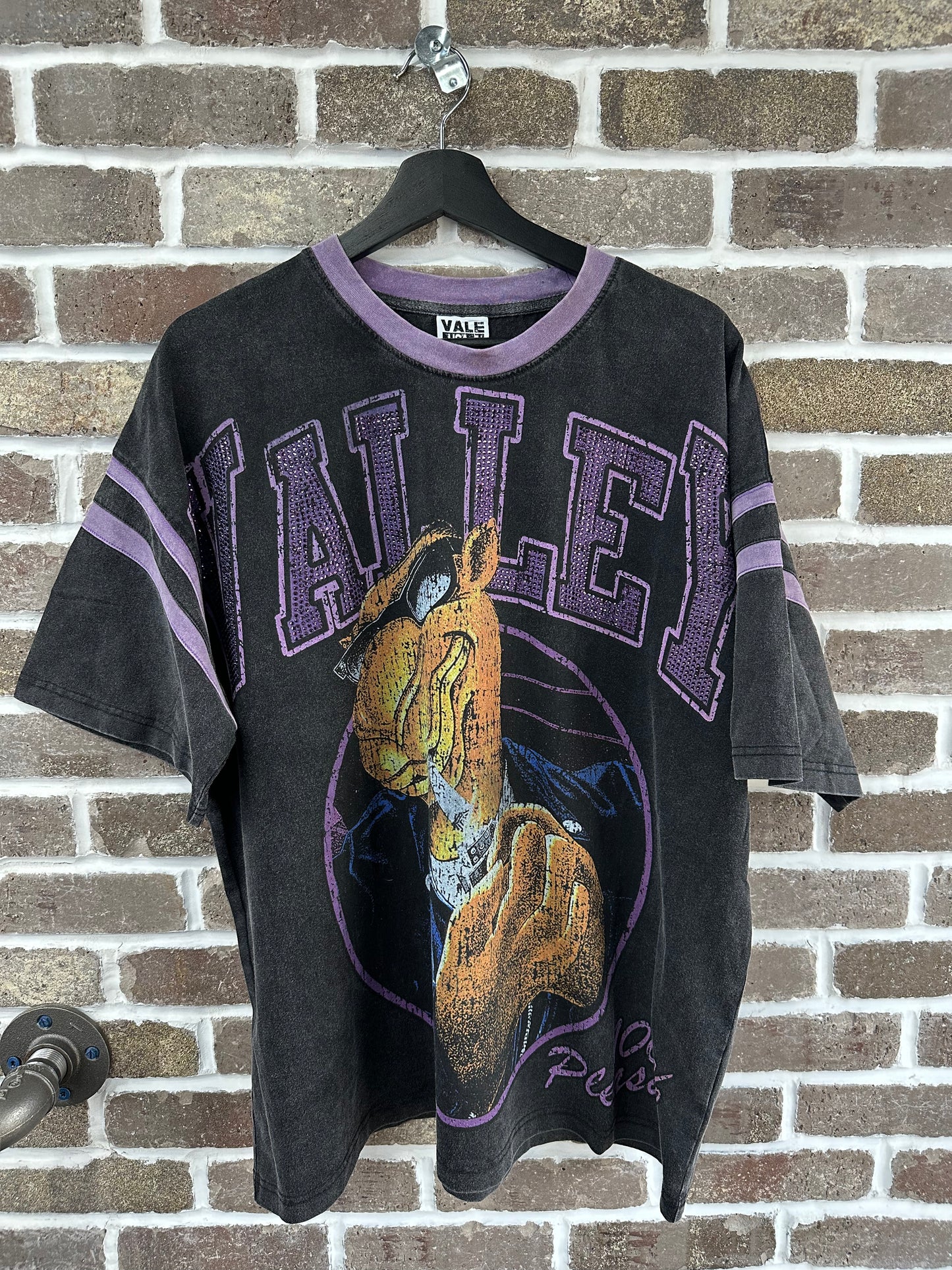 Vale Forever Camel Bling Tee