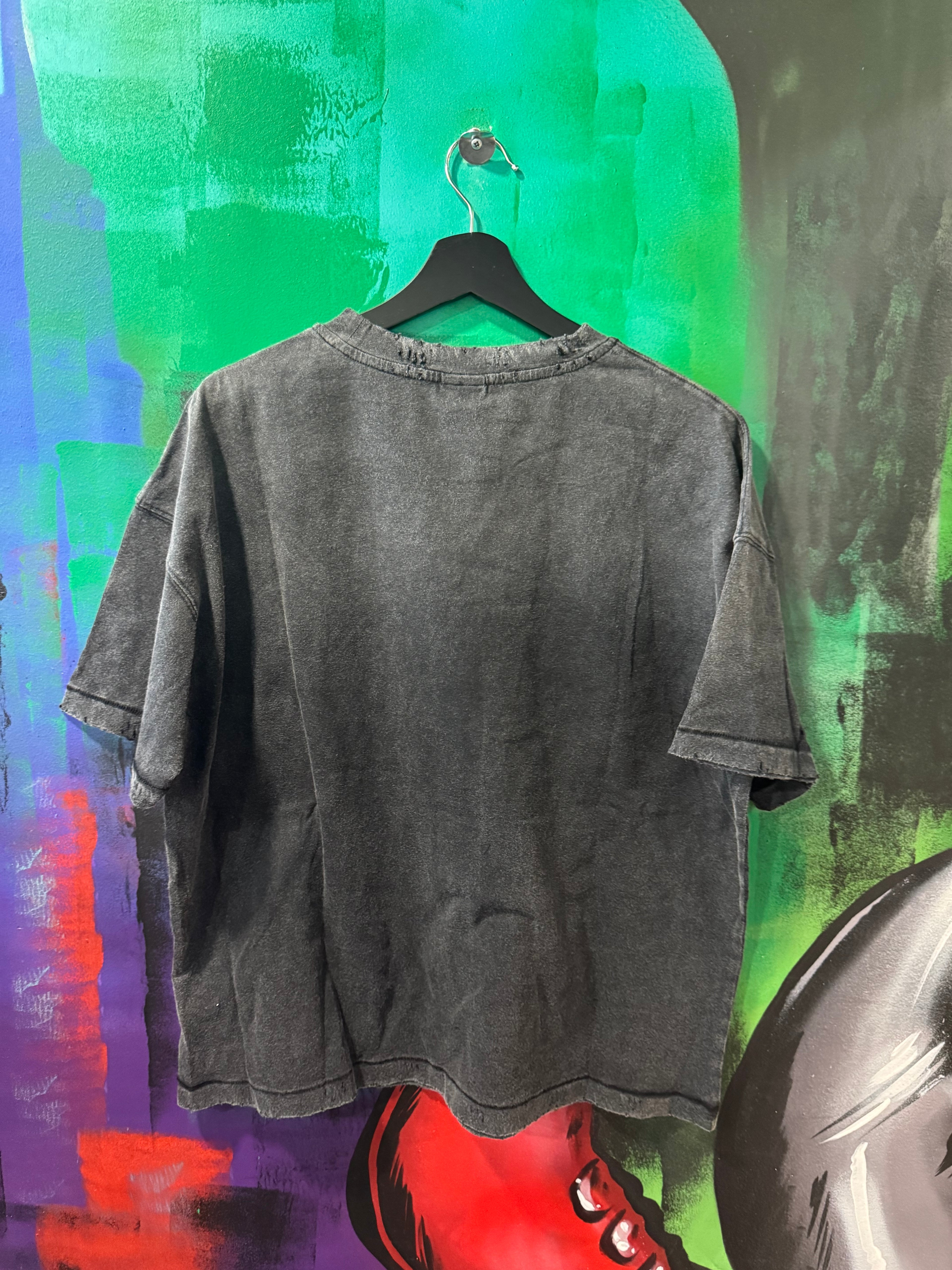 Vale Forever World Black Tee