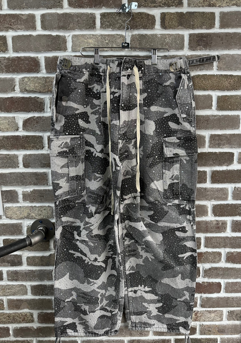 Vale Forever Winter Crystal Camo Pants