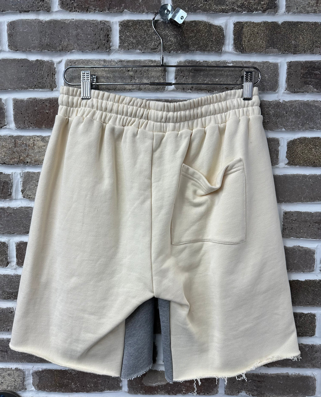 Lost Intricacy Rhinestone Creme/Green Mitt Shorts