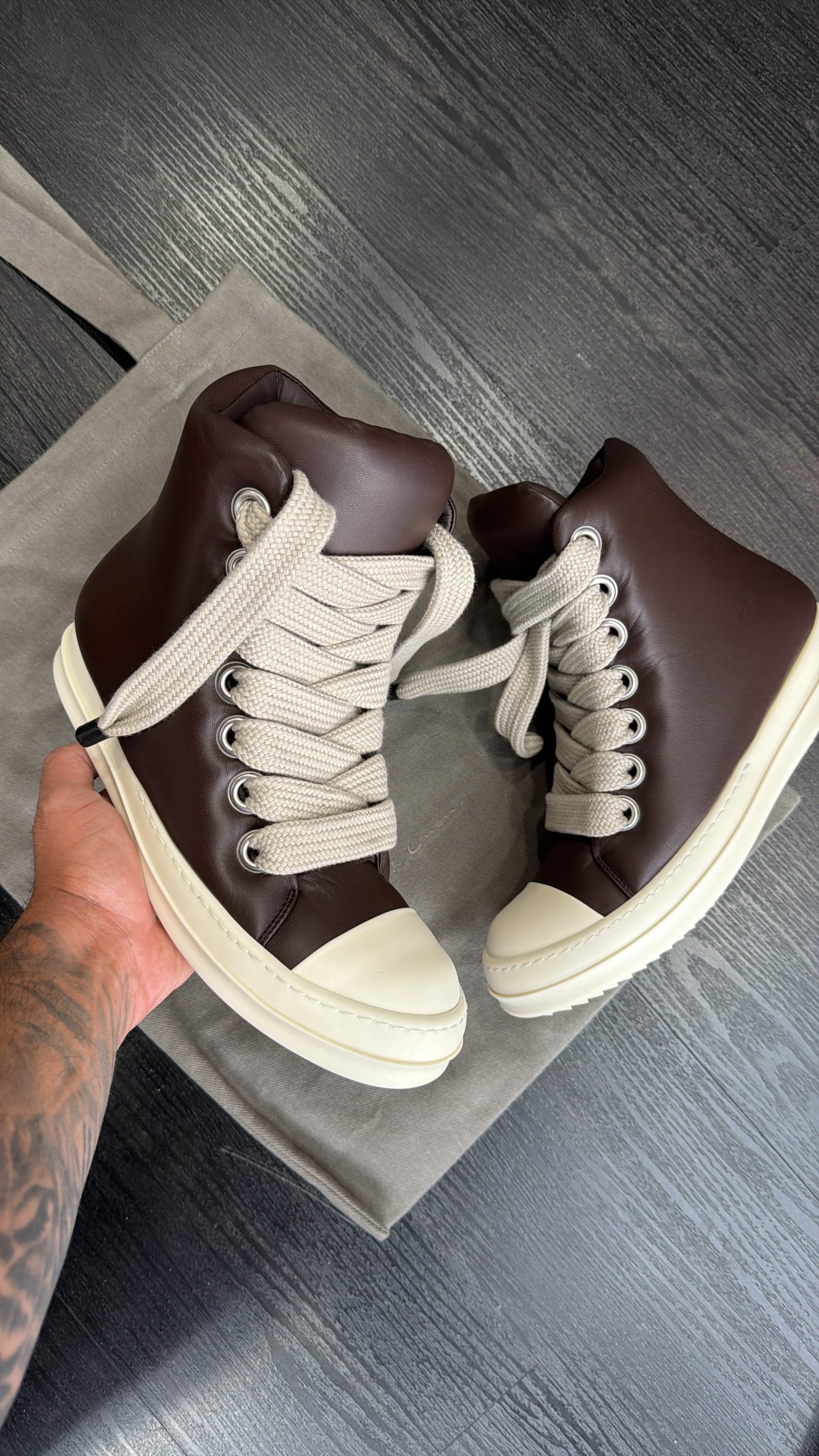Rick Owens Mainline Padded Ramone Jumbo Lace Hi Mahogany & Milk Sneakers