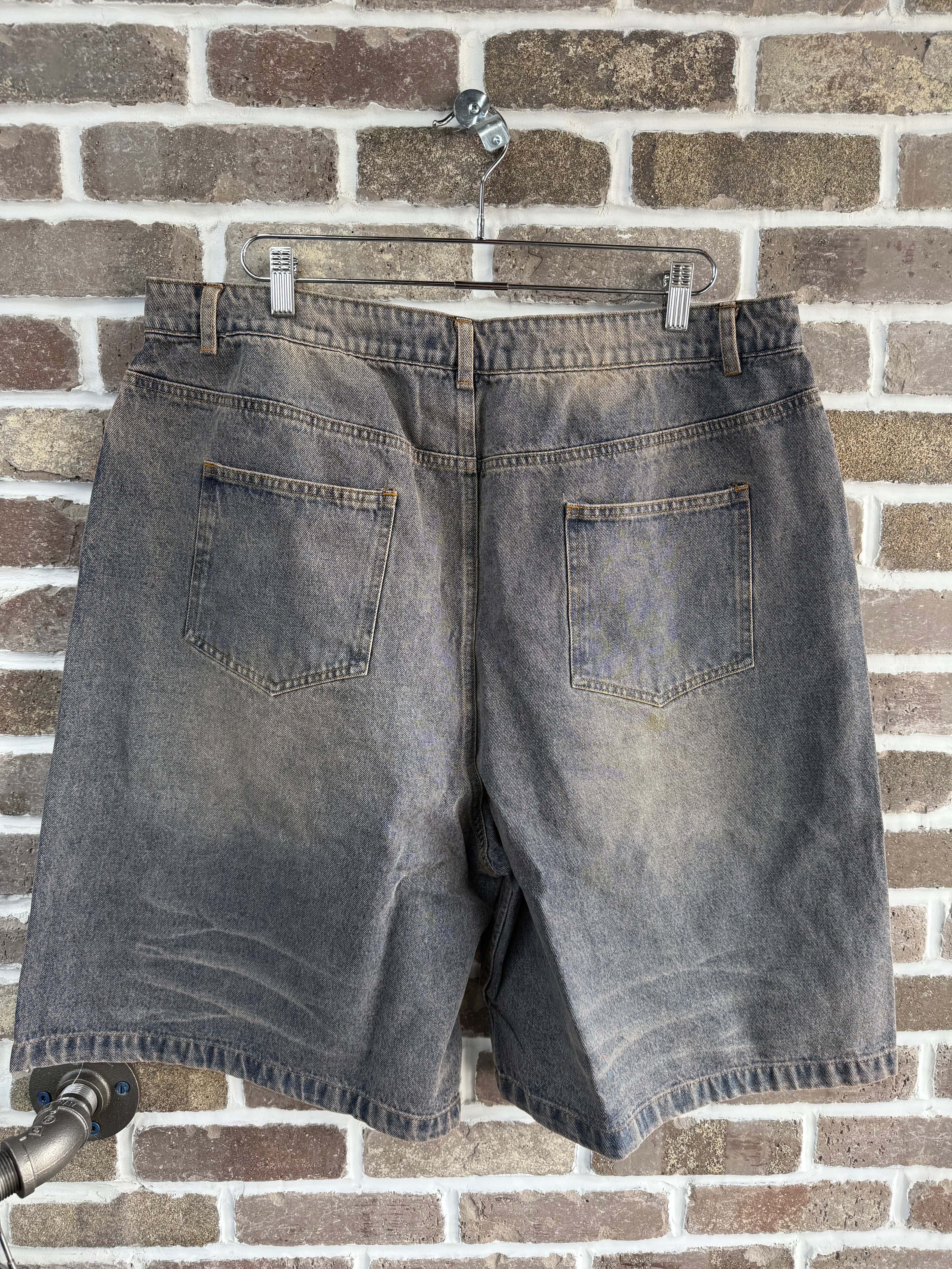 Vale Forever Skittle Jorts