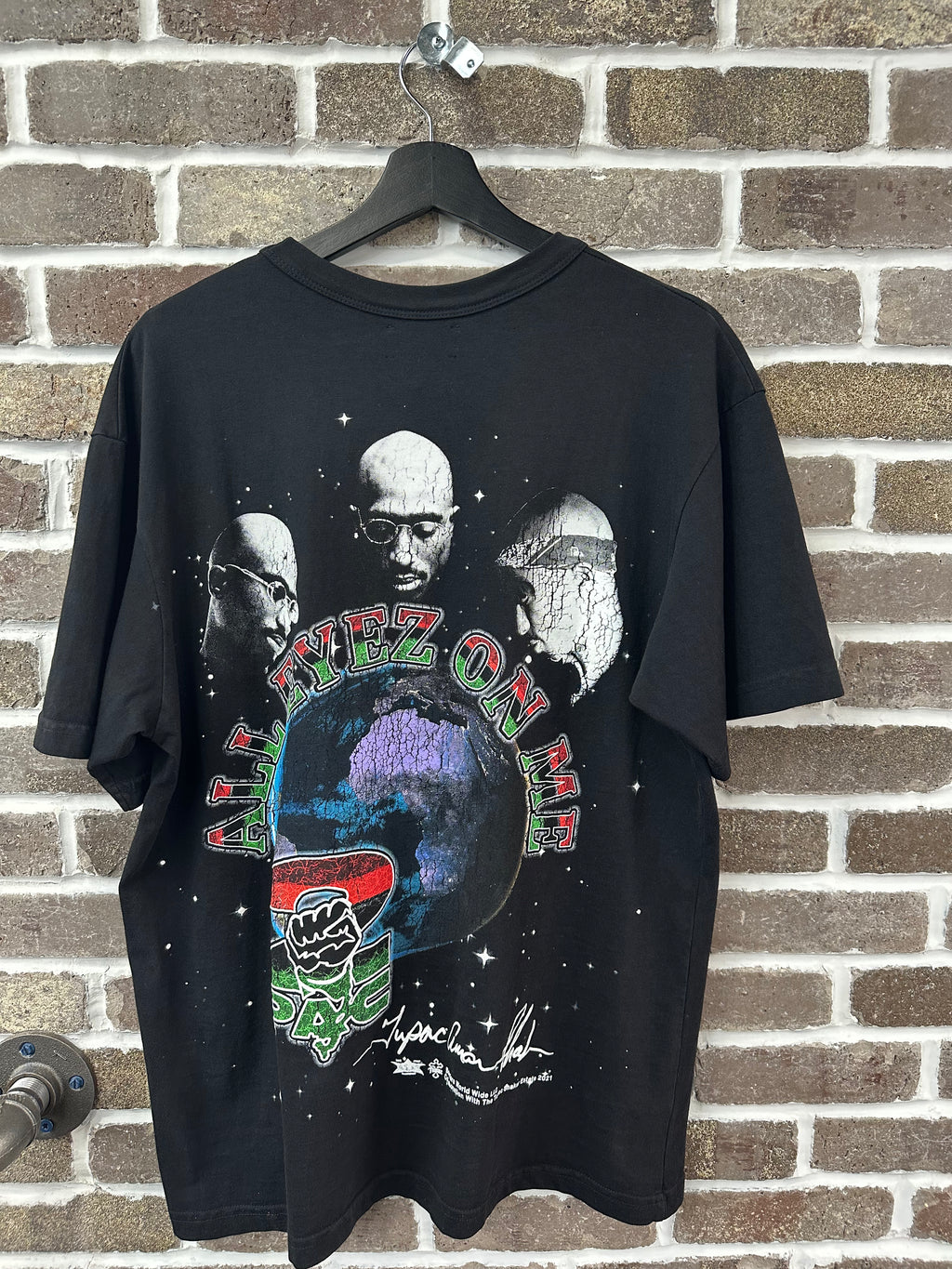 BarriersNY 2Pac All Eyez on Me Tee