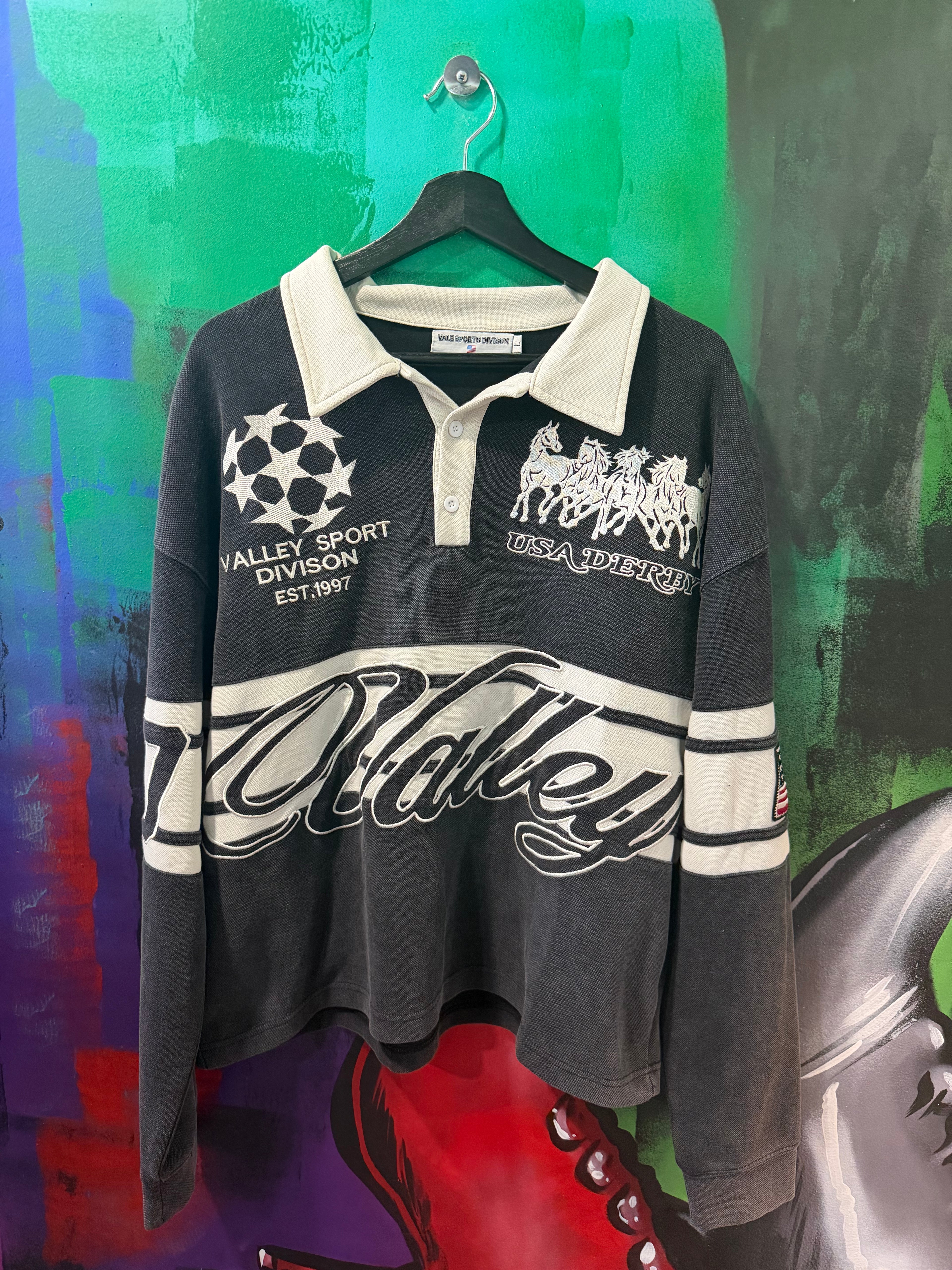 Vale Forever Derby Black/White Longsleeve