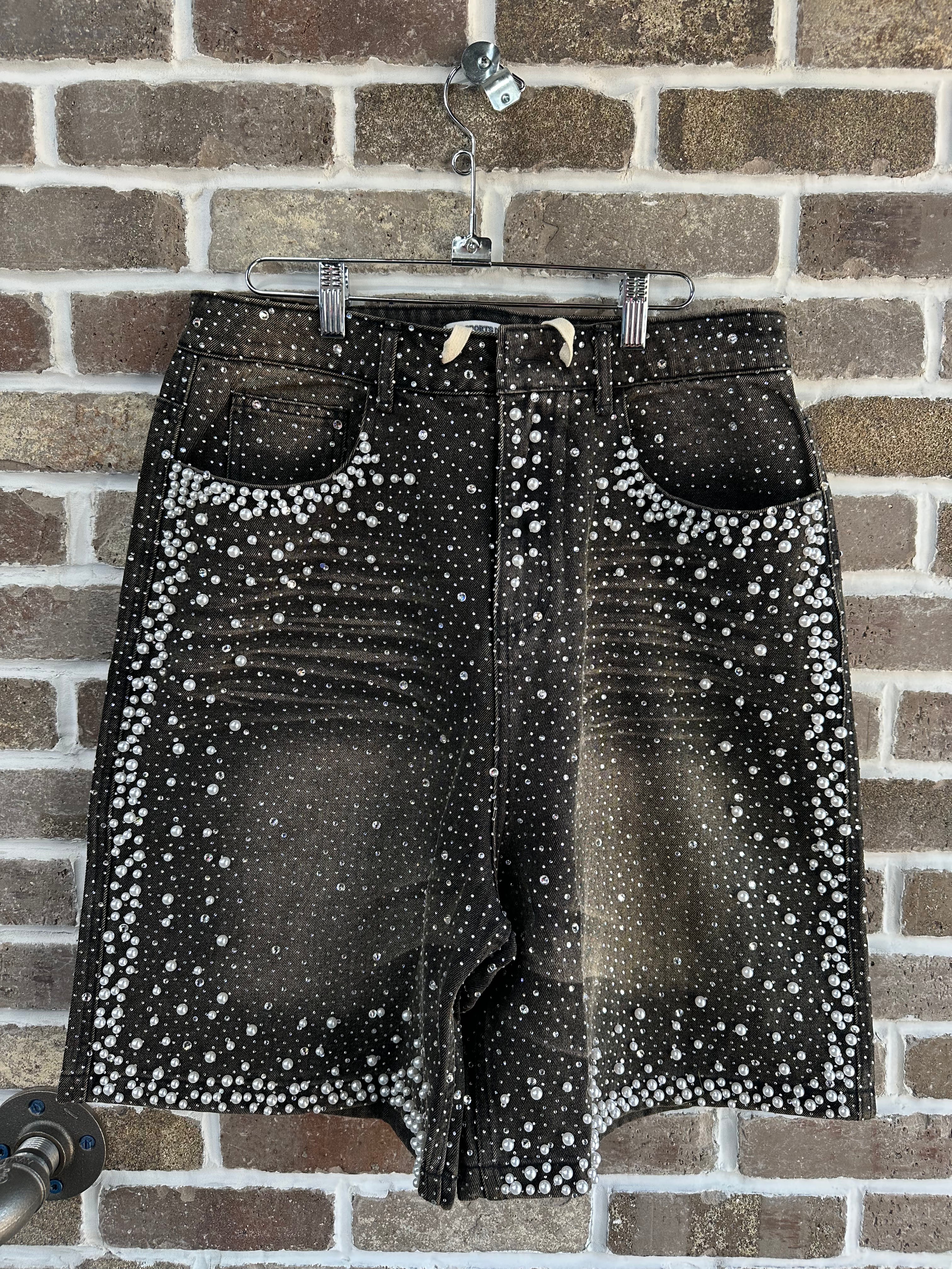 Vale Forever Black Rainstorm Jorts